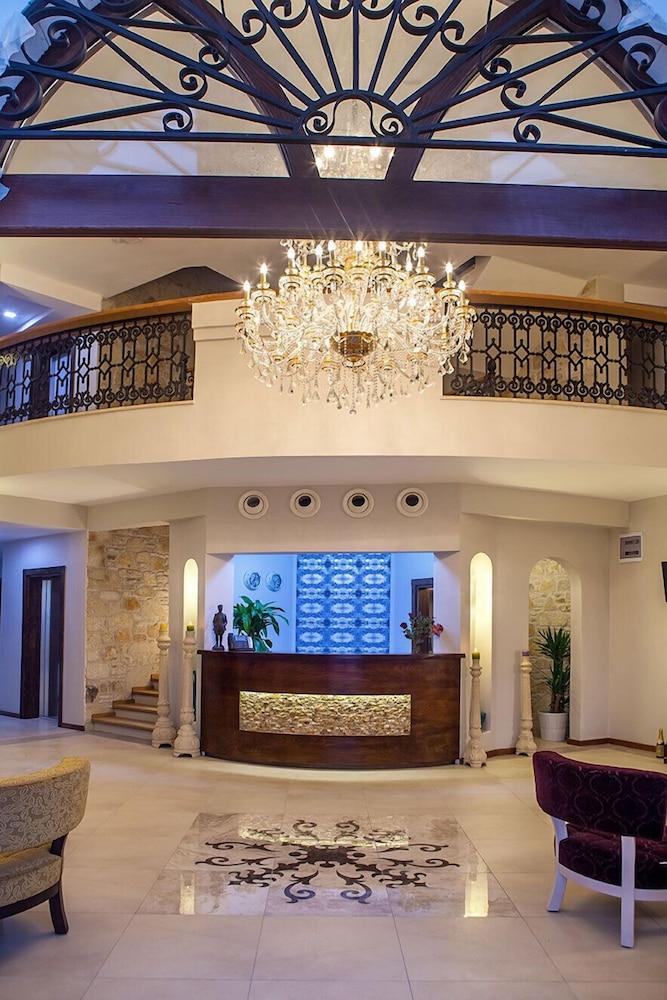 La Petra Hotel Izmir Bagian luar foto