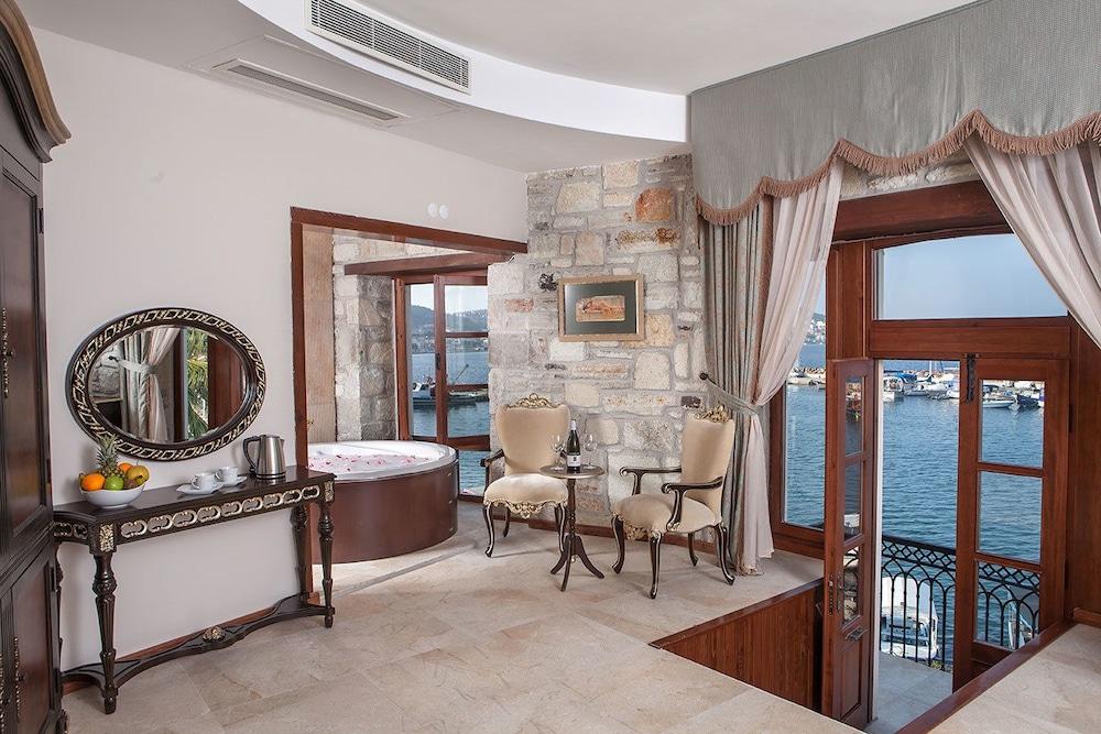 La Petra Hotel Izmir Bagian luar foto