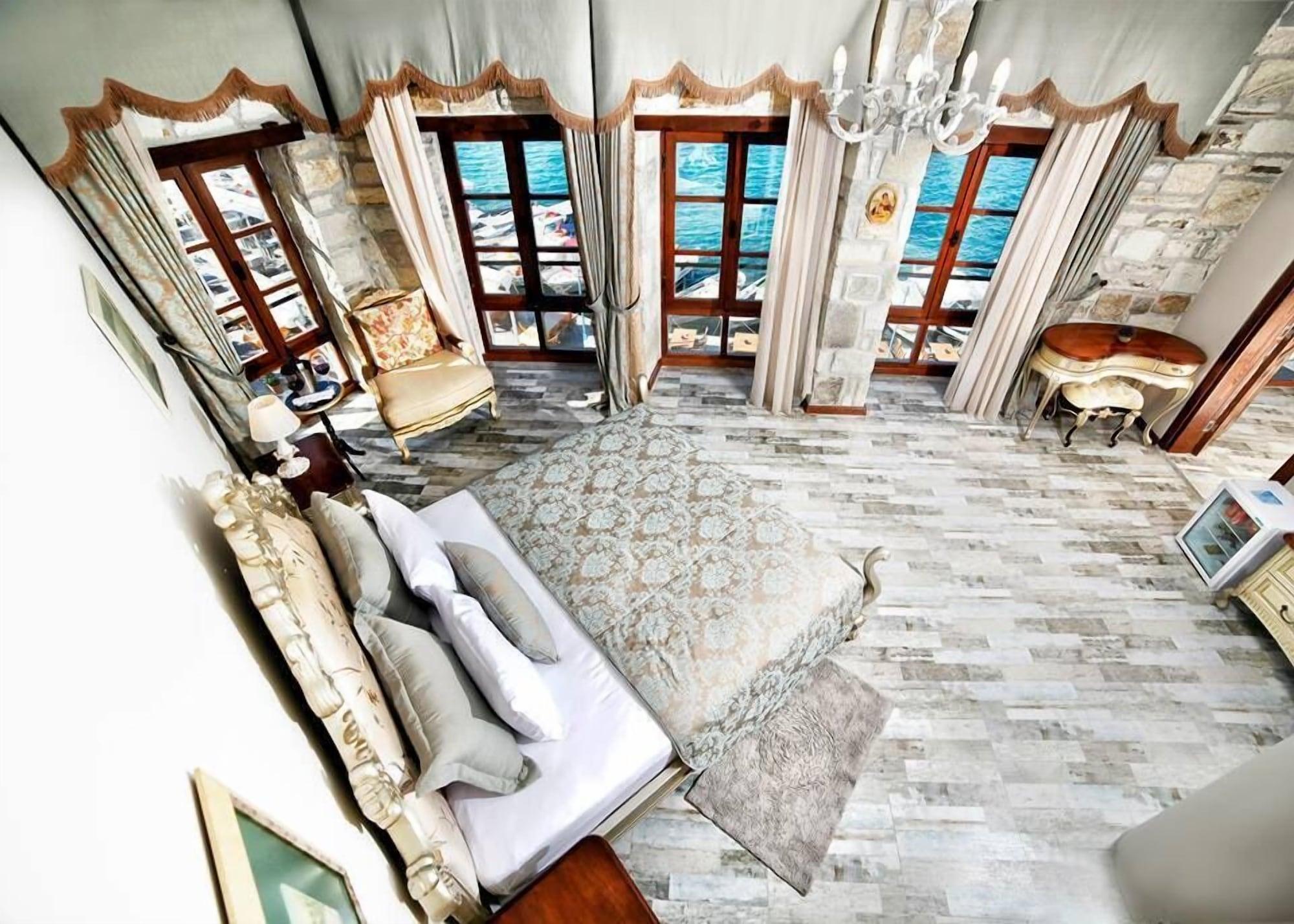 La Petra Hotel Izmir Bagian luar foto