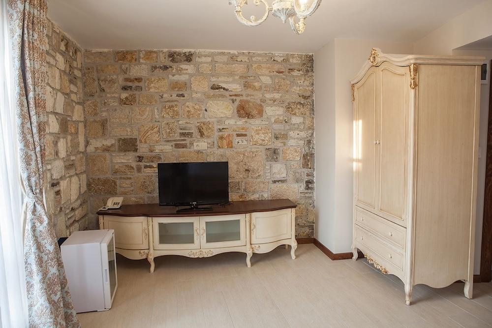 La Petra Hotel Izmir Bagian luar foto