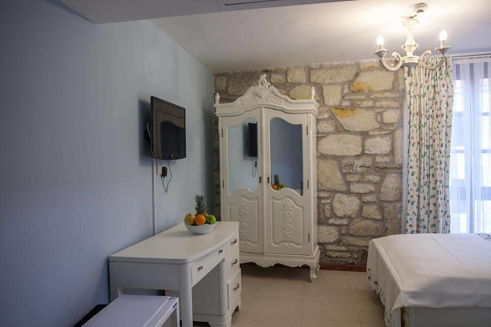 La Petra Hotel Izmir Bagian luar foto