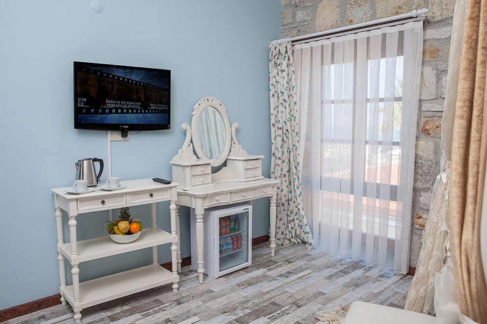 La Petra Hotel Izmir Bagian luar foto